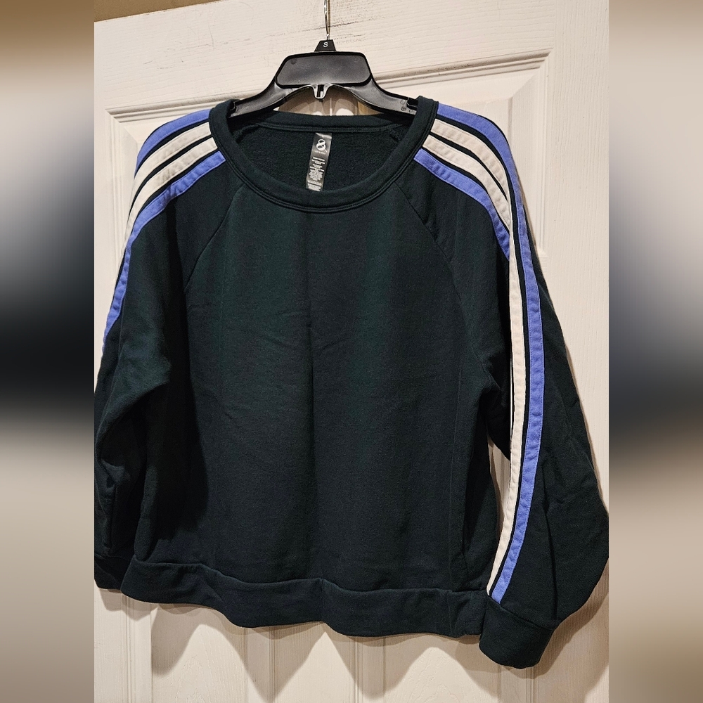 LOY & GREY SWEATSHIRT
